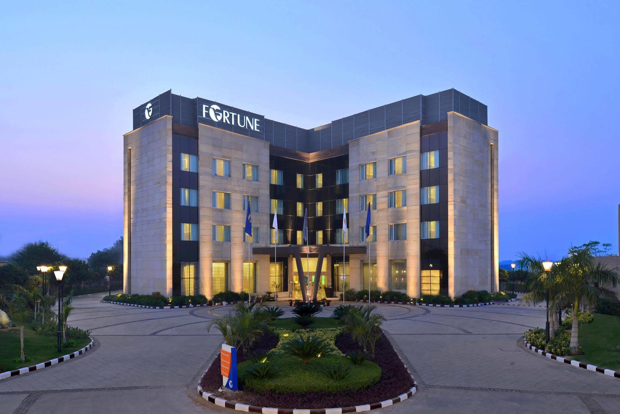 Fortune Park Orange, Sidhrawali, Gurugram - Member Itc Hotels' Group Bhiwadi Exterior foto